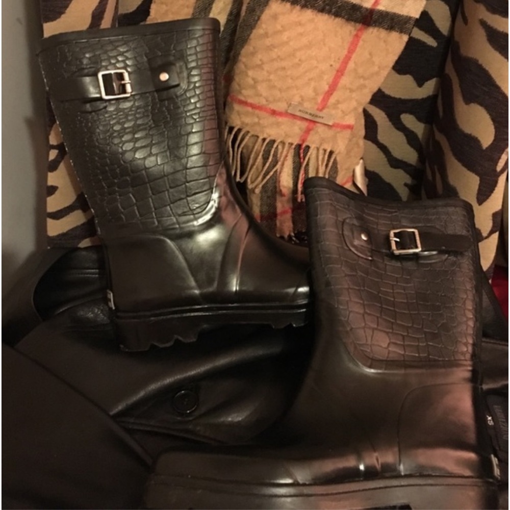 Michael Kors Moto Croc and Buckle
Rain Boots 🌂☔️💧